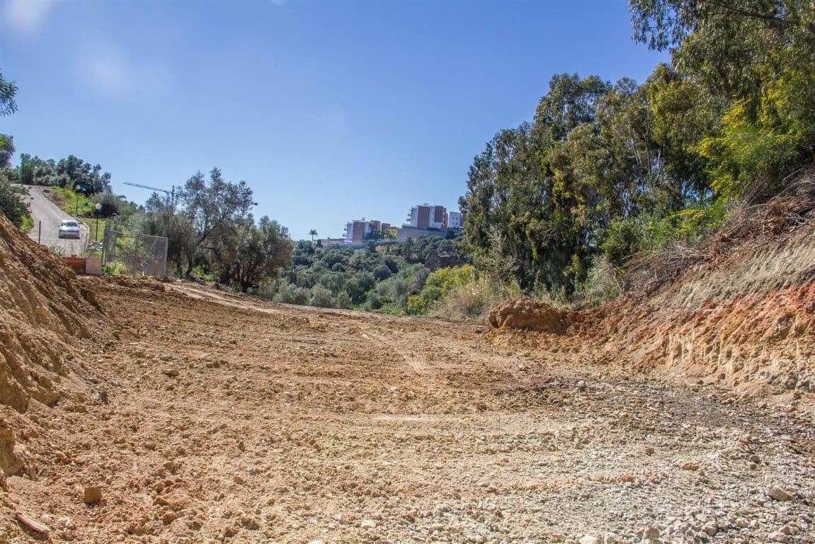 Building Plot for sale in Benahavis - € 549,000 (Ref: 9616076)