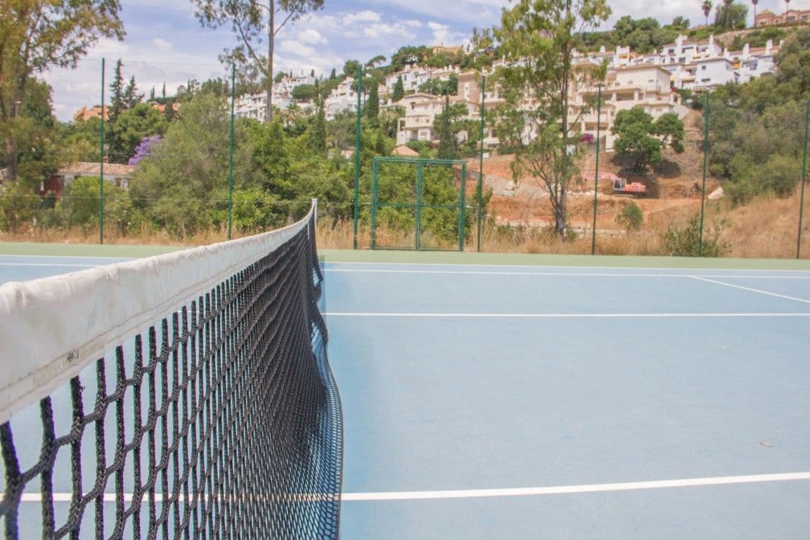 Building Plot for sale in Benahavis - € 549,000 (Ref: 9616076)