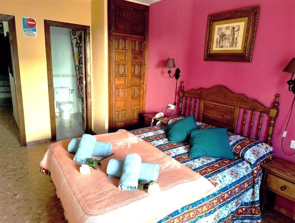 12 bedroom Hotel for sale in Ronda - € 1,468,000 (Ref: 9616077)