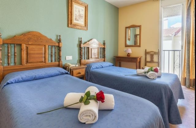 12 slaapkamer Hotel te koop in Ronda - € 1.468.000 (Ref: 9616077)