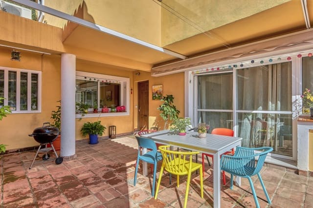 3 soverom Kjedet enebolig til salgs i Benalmádena - € 619 000 (Ref: 9619507)