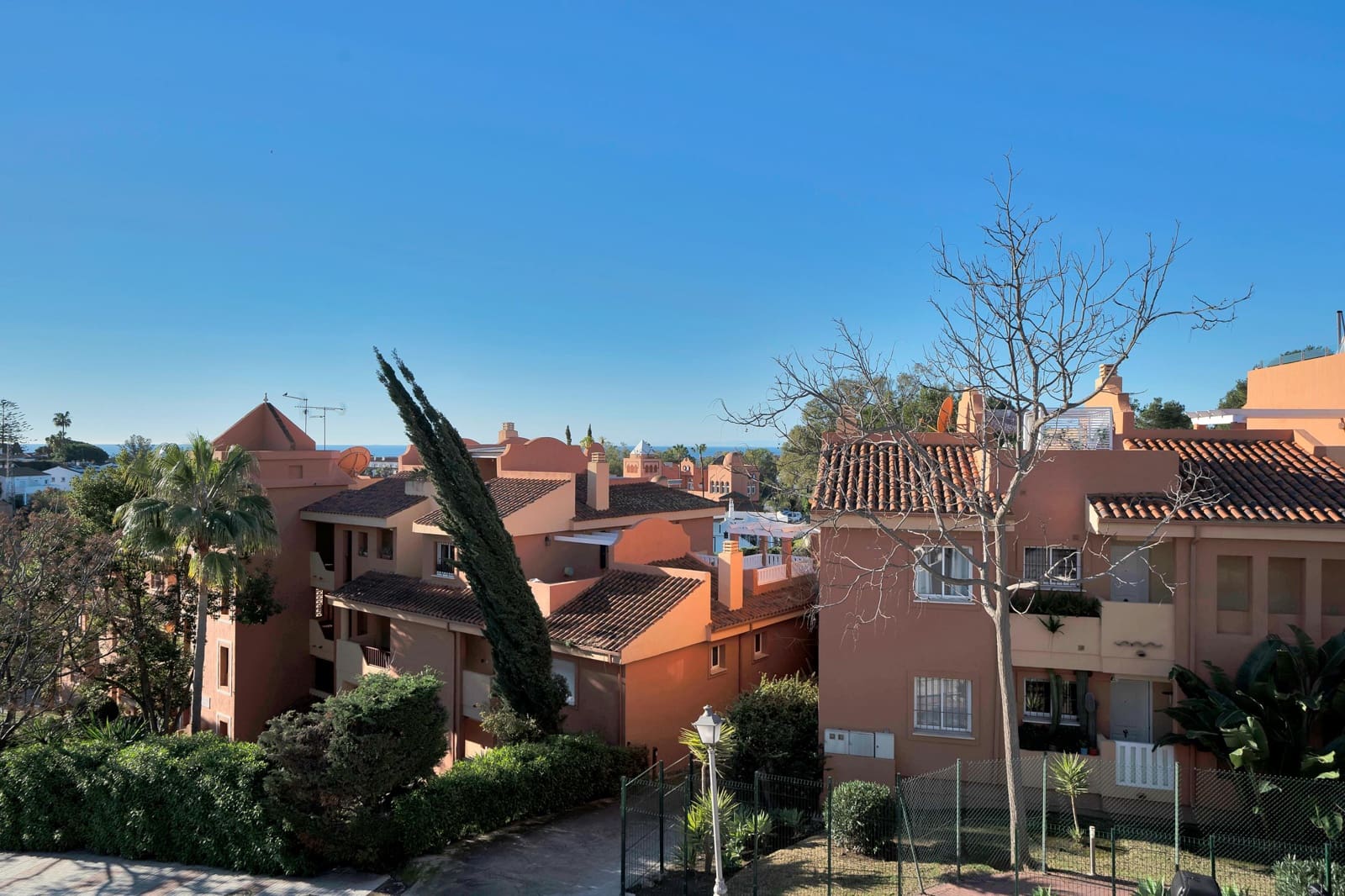 2 quarto Moradia em Banda para venda em La Reserva com piscina - 329 000 € (Ref: 9627819)