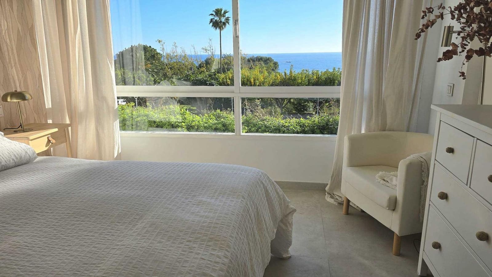 Apartamento de 2 habitaciones en Río Real en alquiler con piscina - 3.900 € (Ref: 9630307)