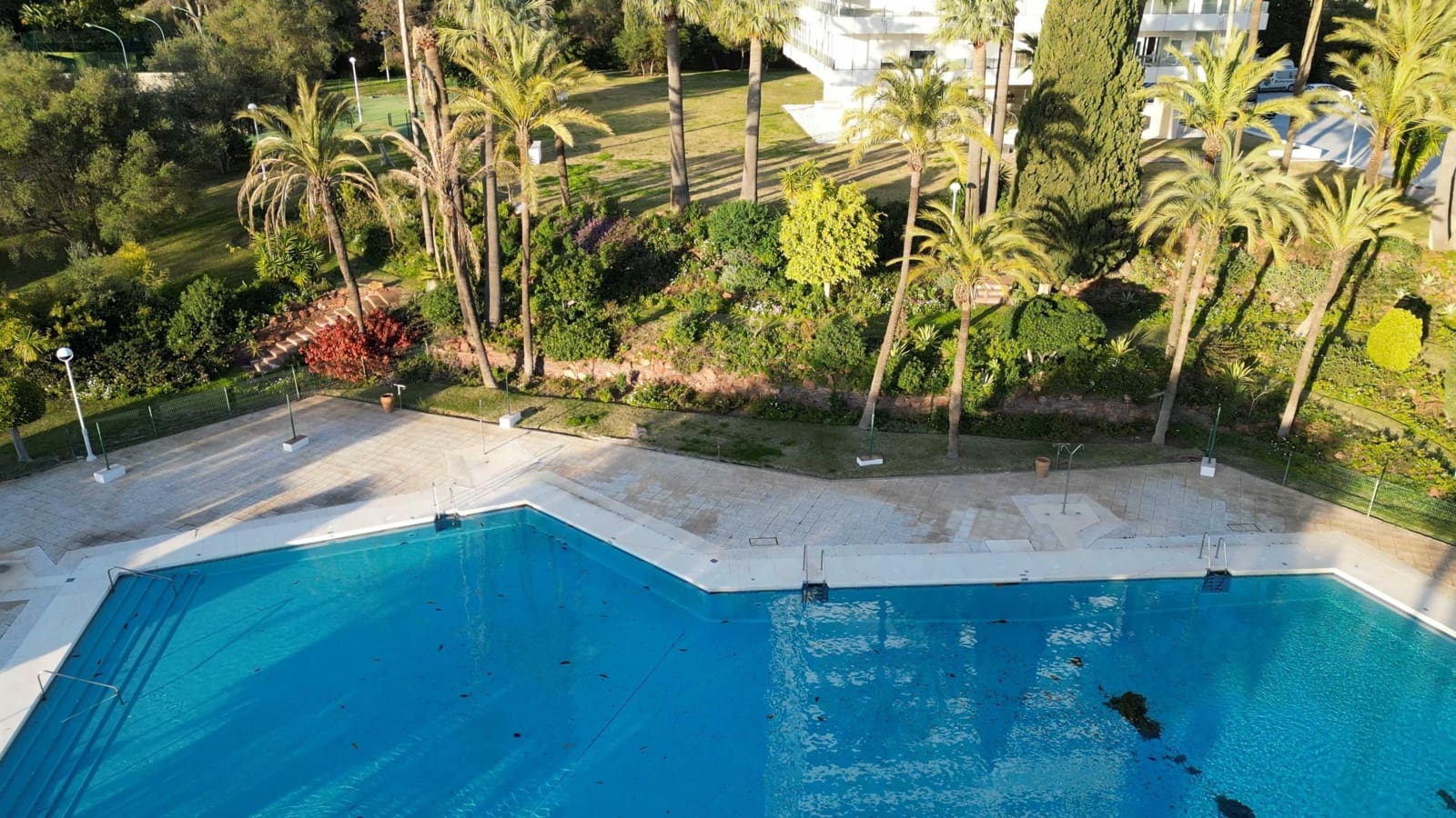 2 bedroom Apartment for rent in Rio Real with pool - € 3,900 (Ref: 9630307)