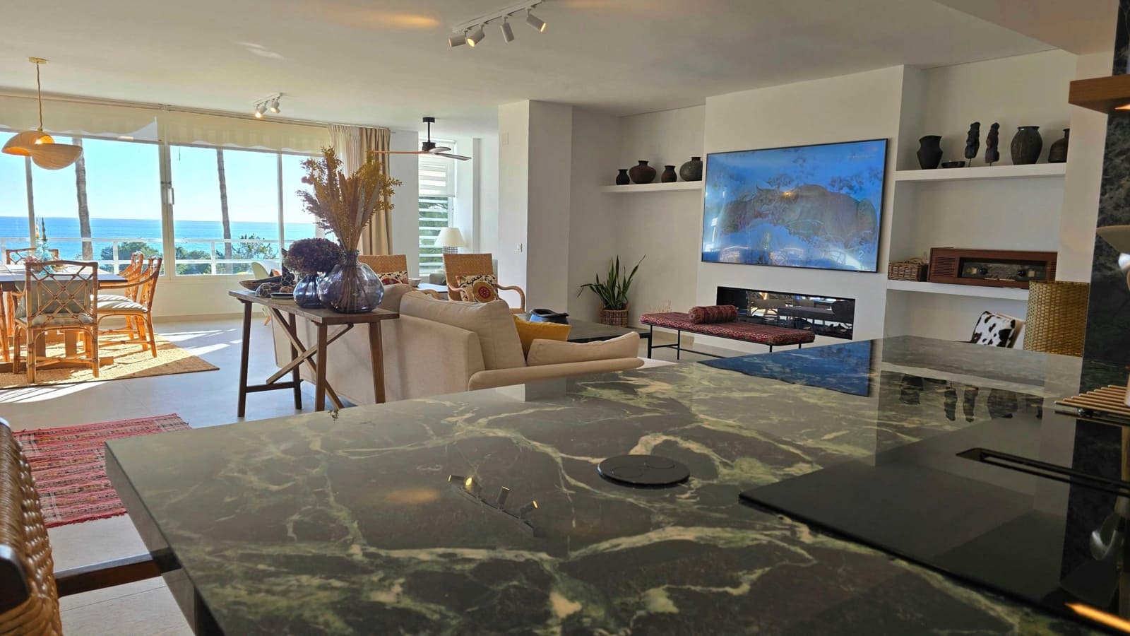 2 makuuhuone Huoneisto vuokrattavana paikassa Rio Real mukana uima-altaan 
autotalli - 3 600 € (Ref: 9630307)