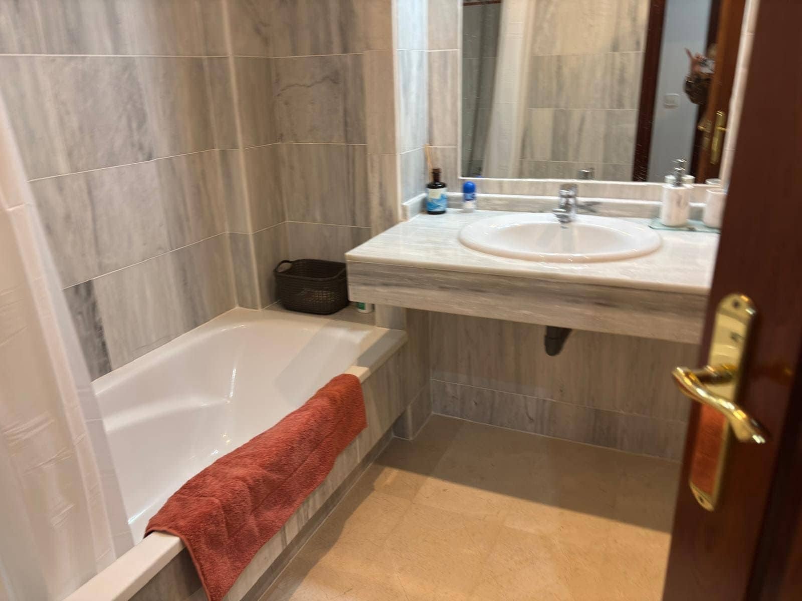 Apartamento de 3 habitaciones en Río Real en alquiler con piscina - 2.500 € (Ref: 9645267)