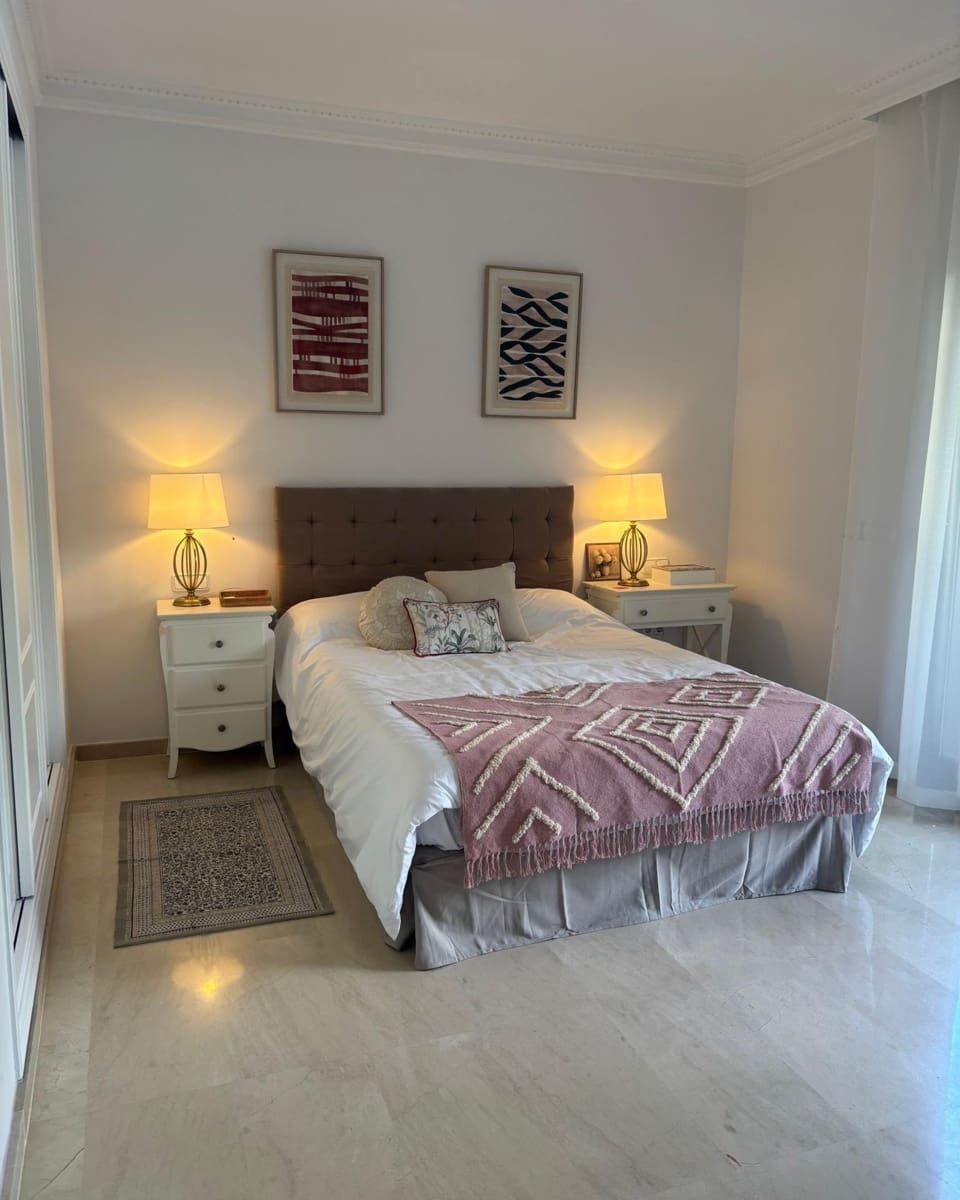 3 camera da letto Appartamento da affittare in Rio Real con piscina garage - 2.500 € (Rif: 9645267)