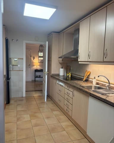 3 soverom Leilighet til leie i Río Real, Marbella med svømmebasseng garasje - € 2 500 (Ref: 9645267)