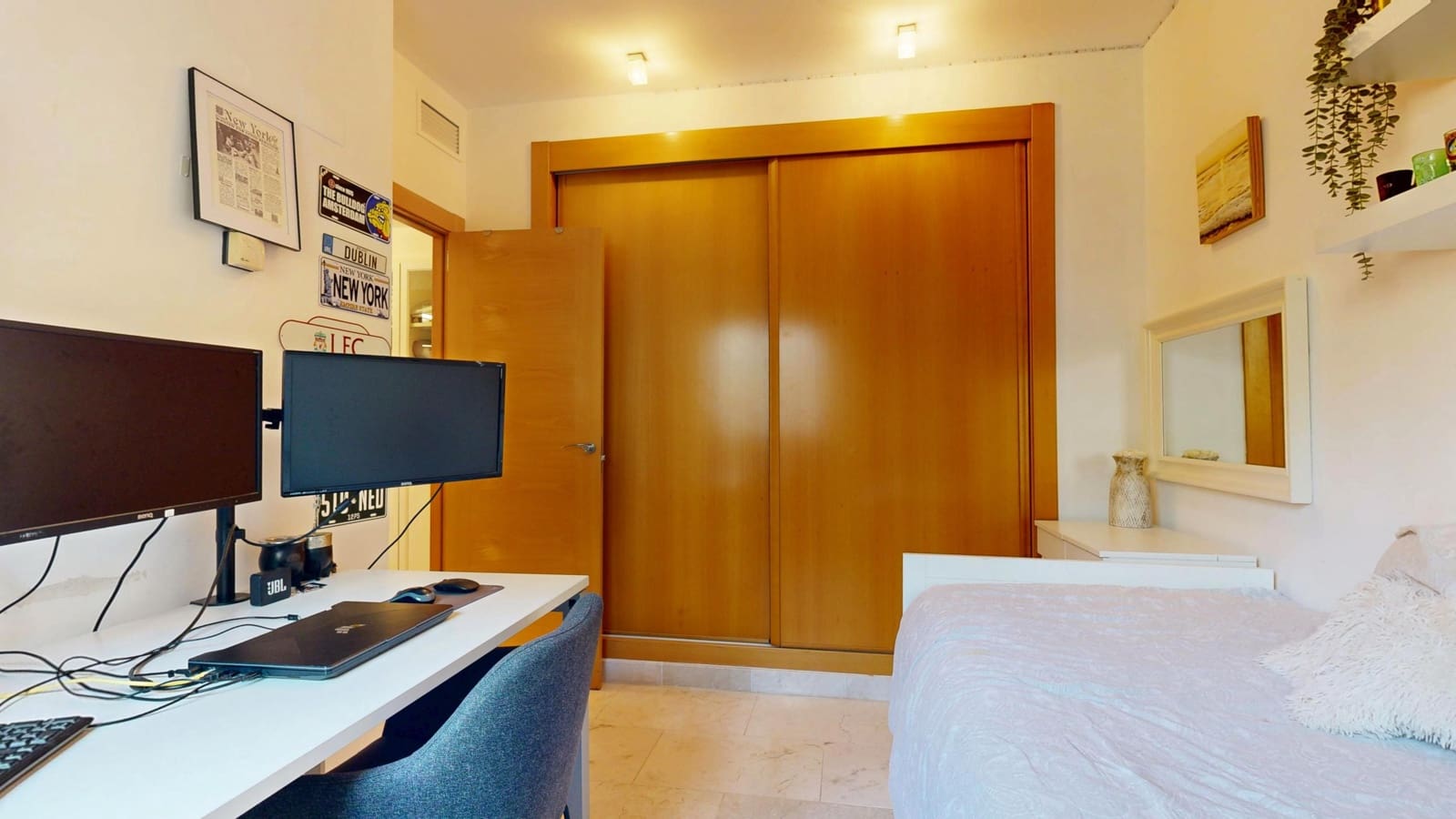 4 bedroom Apartment for sale in Benahavis with pool - € 639,000 (Ref: 9648386)