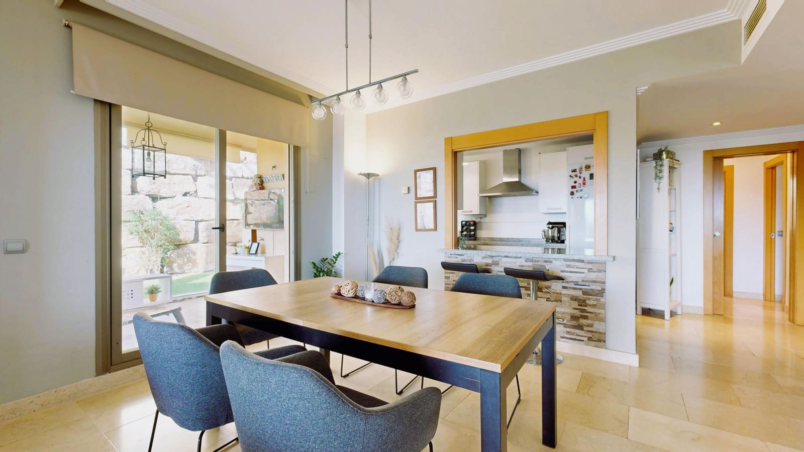 4 chambre Appartement à vendre à Benahavis avec piscine - 639 000 € (Ref: 9648386)