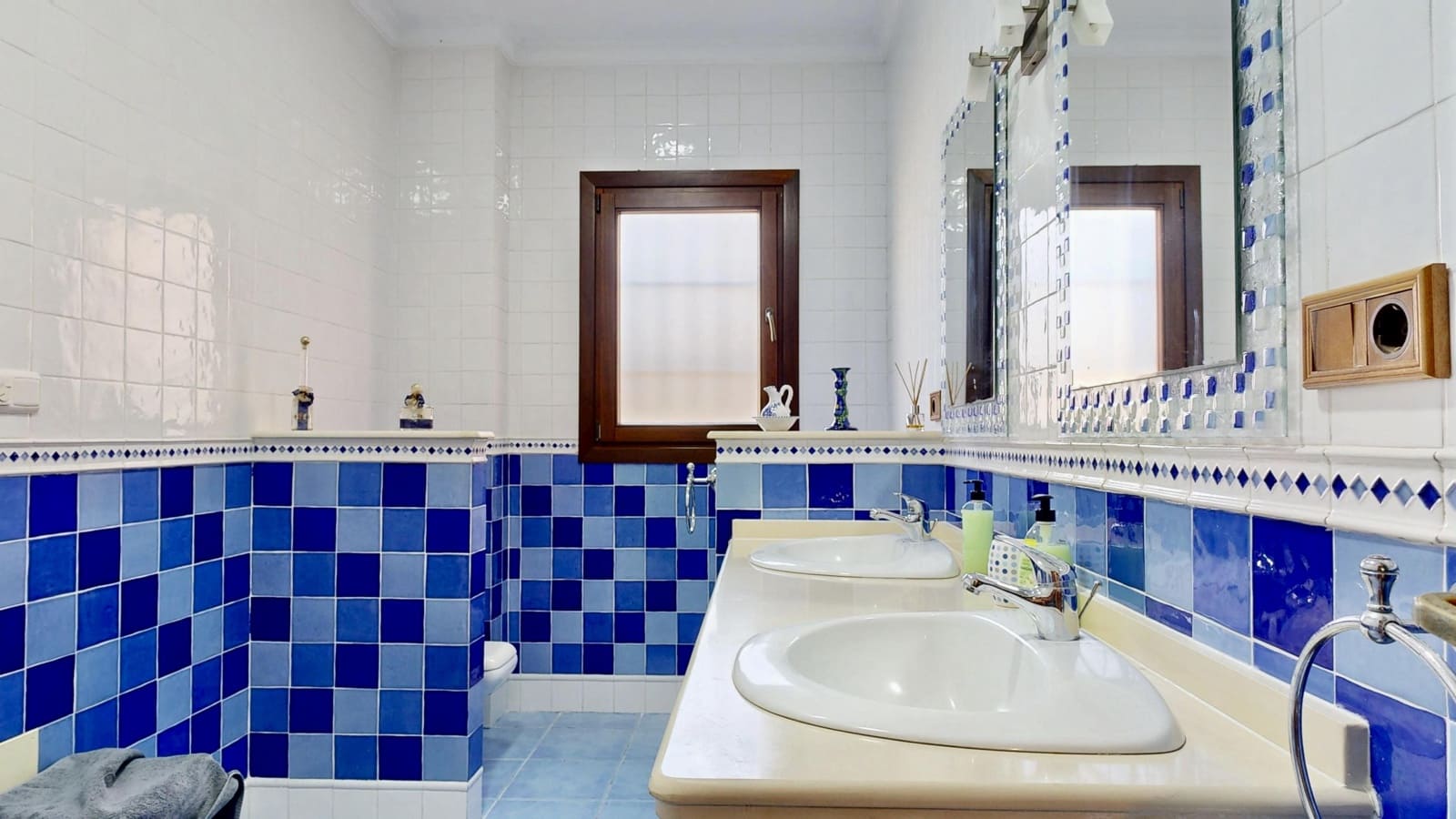 4 soveværelse Villa til salg i Mijas med swimmingpool - € 1.590.000 (Ref: 9652211)