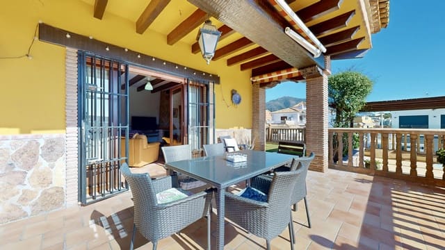4 slaapkamer Villa te koop in Mijas met zwembad - € 1.590.000 (Ref: 9652211)