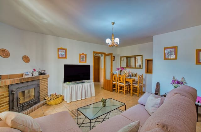 4 sypialnia Finka/Dom wiejski na sprzedaż w Alcaucín z basenem - 375 000 € (Ref: 9656286)