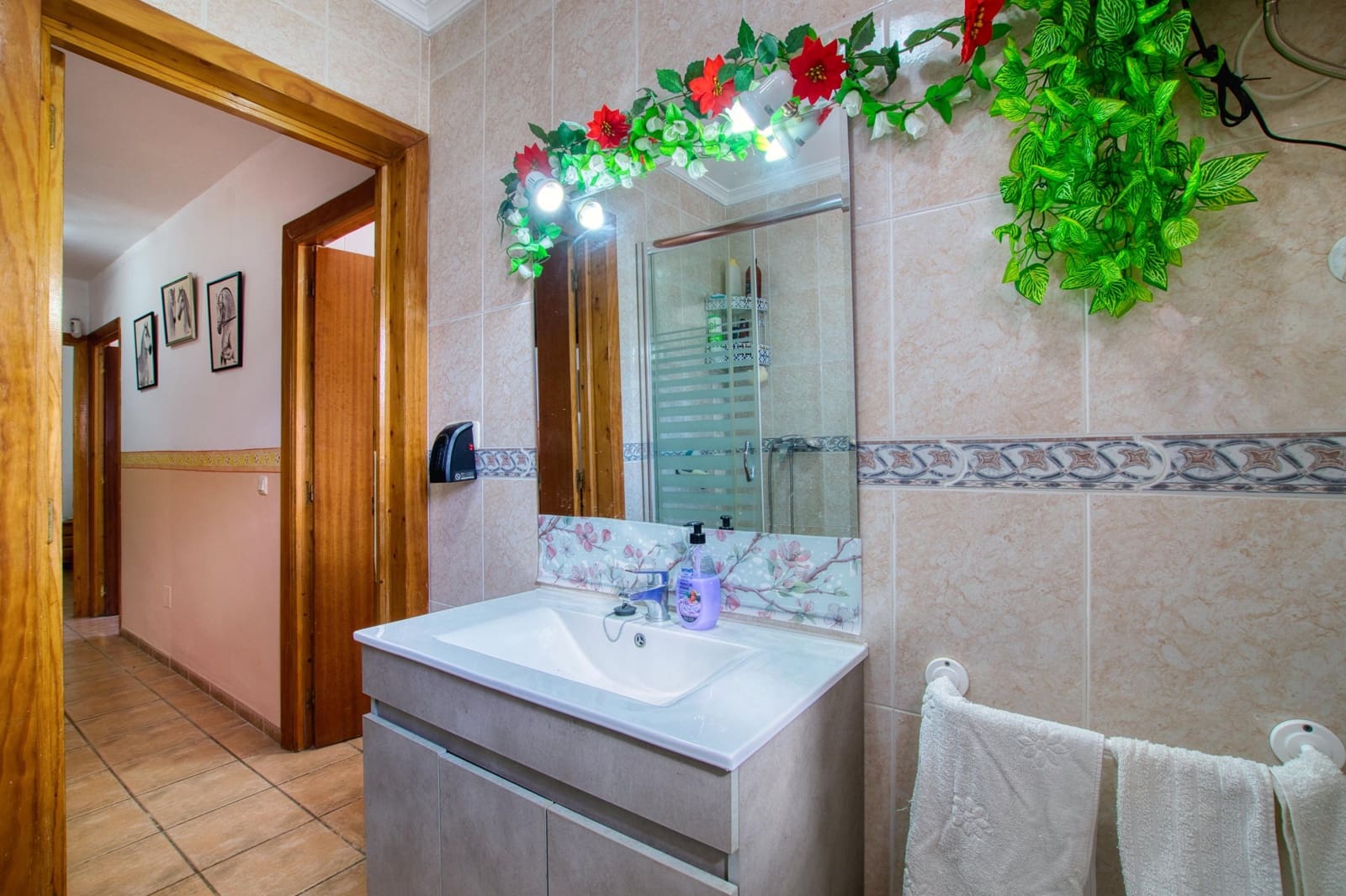 Finca/Casa Rural de 4 habitaciones en Alcaucín en venta con piscina - 375.000 € (Ref: 9656286)