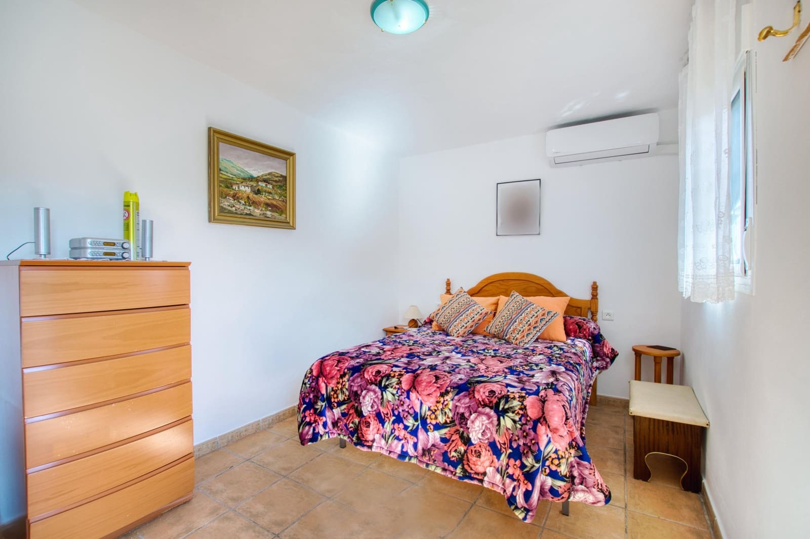 Finca/Casa Rural de 4 habitaciones en Alcaucín en venta con piscina - 375.000 € (Ref: 9656286)