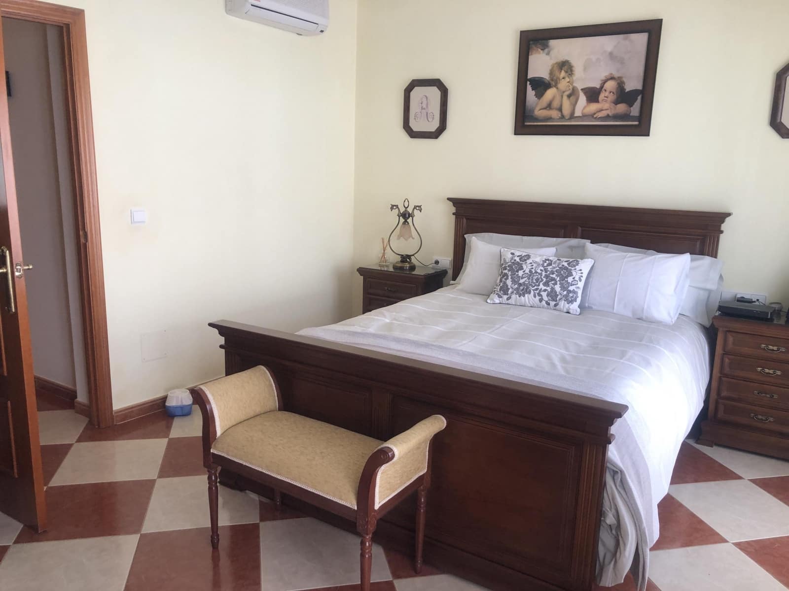 4 bedroom Terraced Villa for sale in Cuevas Bajas - € 123,000 (Ref: 9659624)