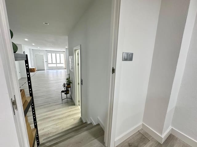 Studio till salu i Benalmádena - 219 900 € (Ref: 9674475)
