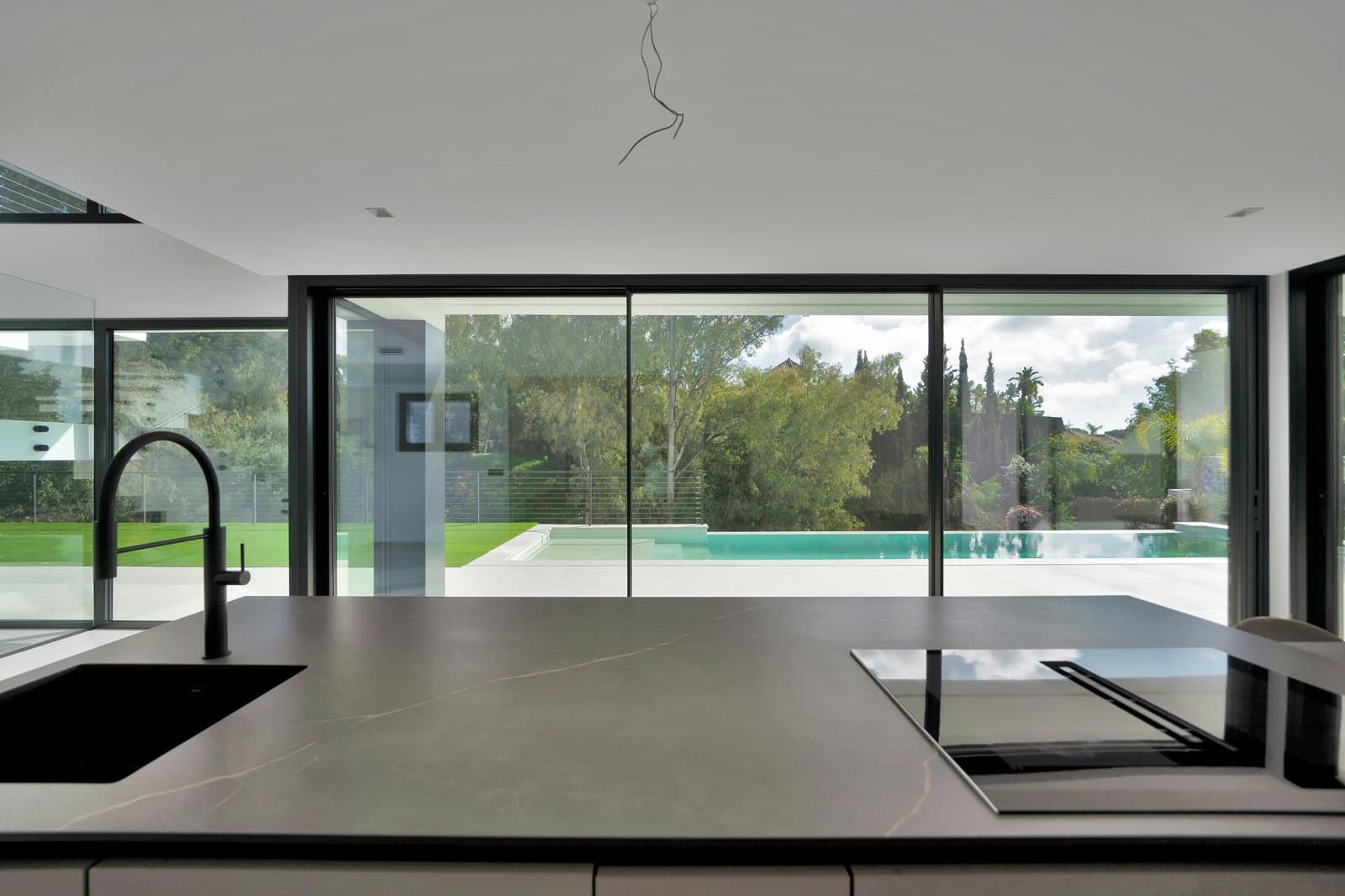 4 Zimmer Villa zu verkaufen in La Quinta mit Pool - 3.500.000 € (Ref: 9686773)