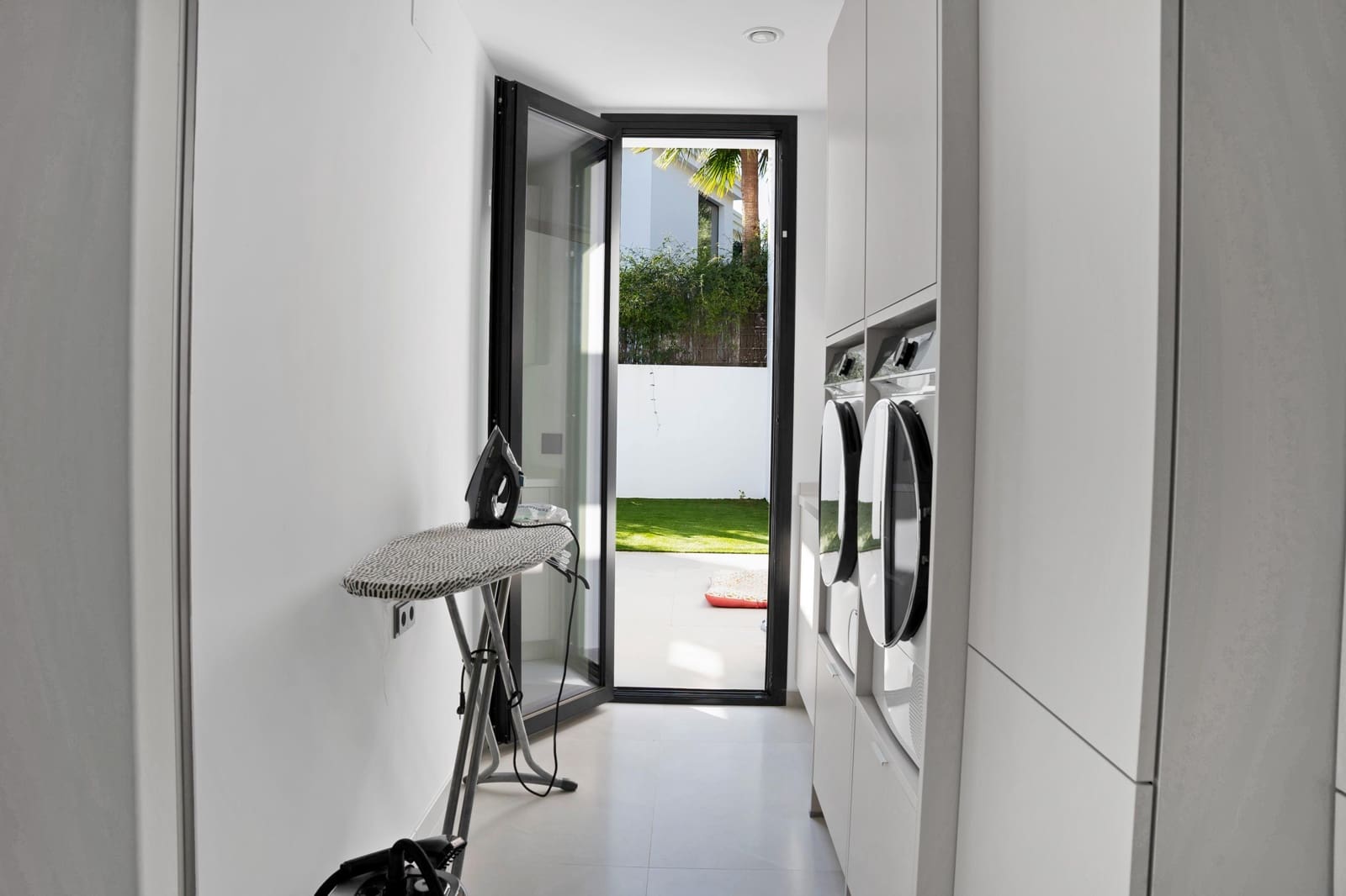 4 Zimmer Villa zu verkaufen in La Quinta mit Pool - 3.500.000 € (Ref: 9686773)