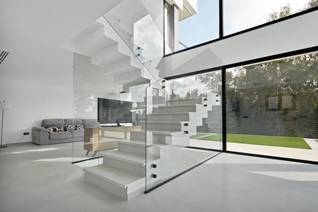 Chalet de 4 habitaciones en La Quinta, Benahavís en venta con piscina - 3.500.000 € (Ref: 9686773)