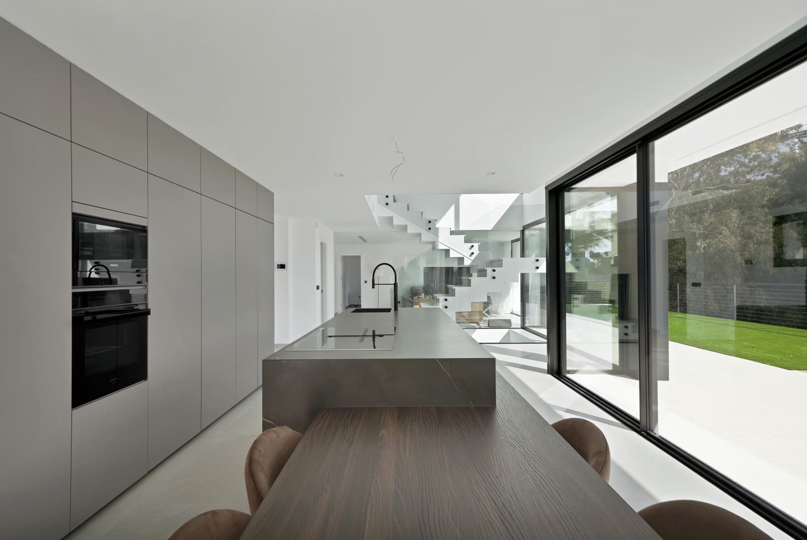 4 soverom Villa til salgs i La Quinta med svømmebasseng garasje - € 3 500 000 (Ref: 9686773)