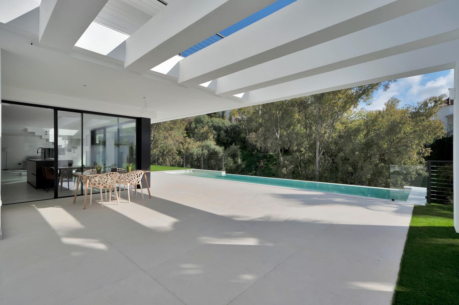4 soverom Villa til salgs i La Quinta med svømmebasseng garasje - € 3 500 000 (Ref: 9686773)