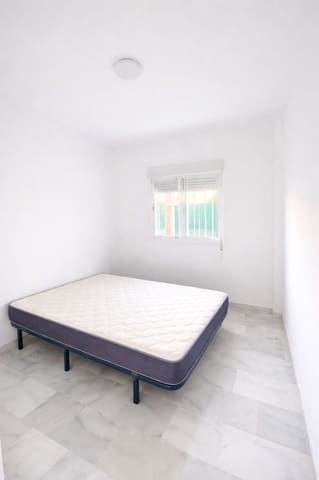 3 quarto Apartamento para arrendar em Marbella com piscina garagem - 2 400 € (Ref: 9691142)