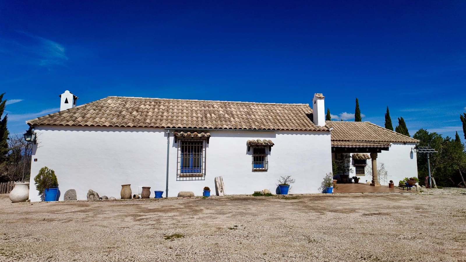 3 slaapkamer Finca/Landhuis te koop in Santaella met zwembad - € 480.000 (Ref: 9691143)