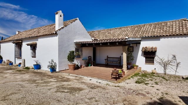 3 bedroom Finca/Country House for sale in Santaella with pool garage - € 449,000 (Ref: 9691143)