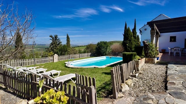 3 bedroom Finca/Country House for sale in Santaella with pool garage - € 449,000 (Ref: 9691143)