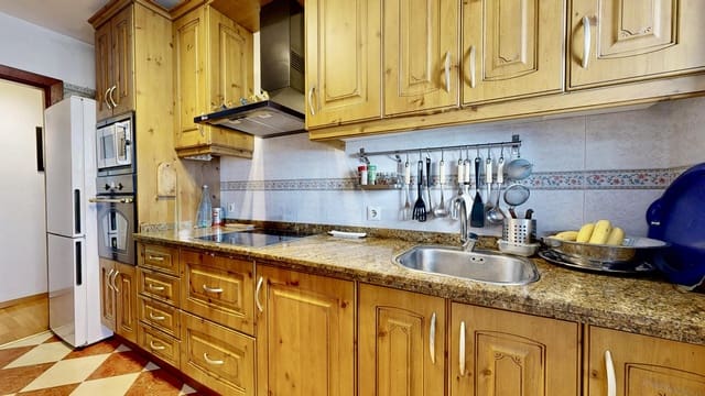 Apartamento de 3 habitaciones en Fuengirola en venta con garaje - 379.000 € (Ref: 9691144)