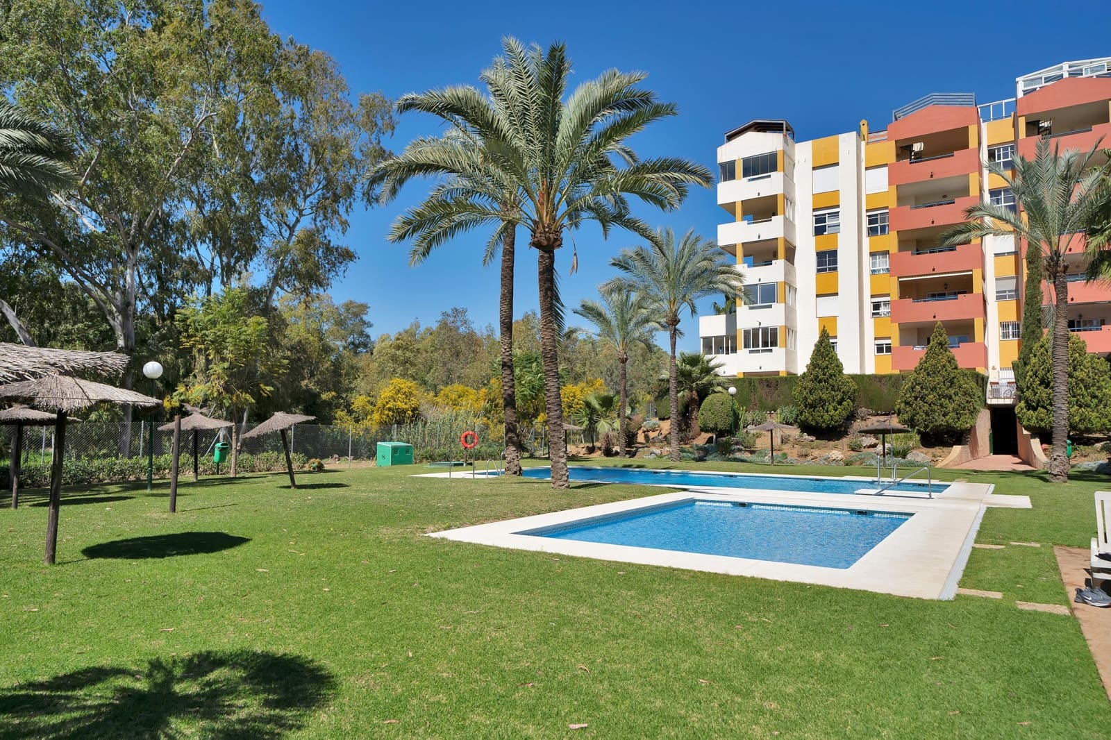 2 bedroom Penthouse for sale in New Golden Mile with pool - € 385,000 (Ref: 9696314)
