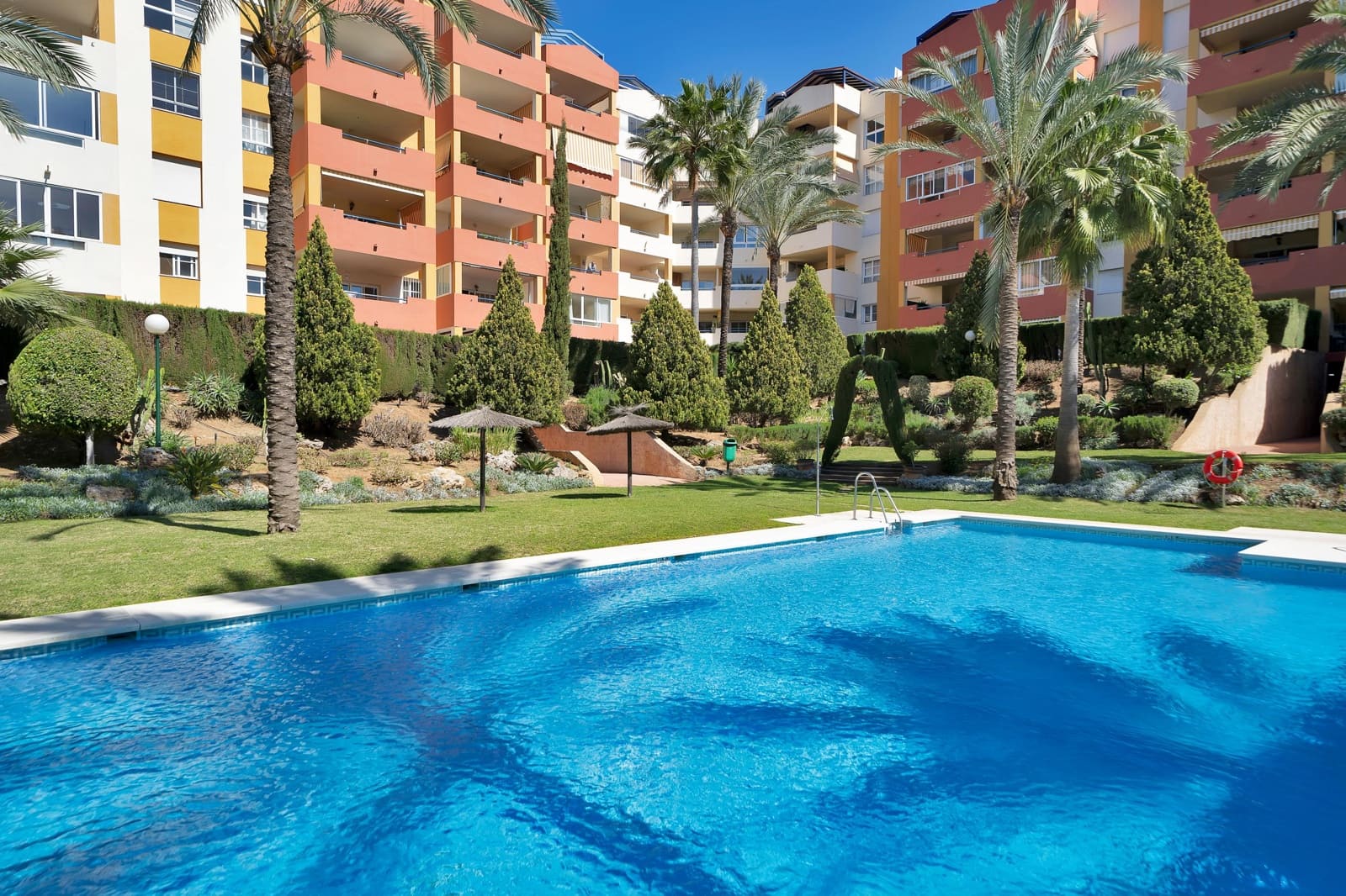 2 bedroom Penthouse for sale in New Golden Mile with pool - € 365,000 (Ref: 9696314)