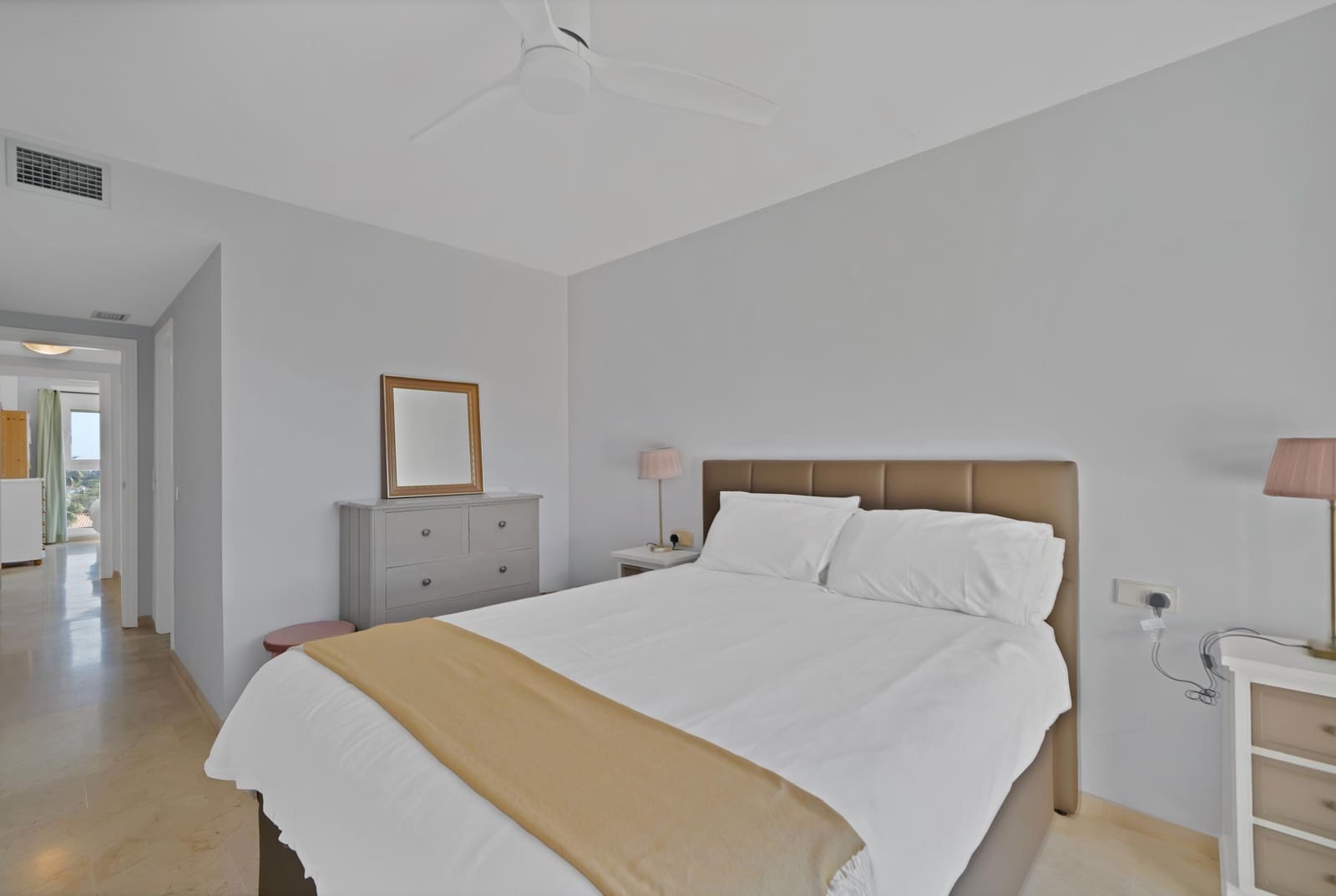 2 bedroom Penthouse for sale in New Golden Mile with pool - € 365,000 (Ref: 9696314)