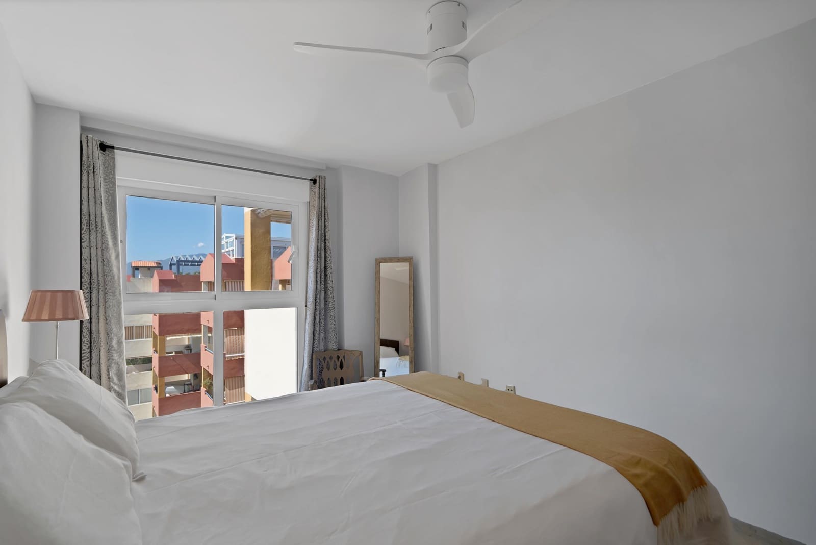 2 bedroom Penthouse for sale in New Golden Mile with pool - € 365,000 (Ref: 9696314)