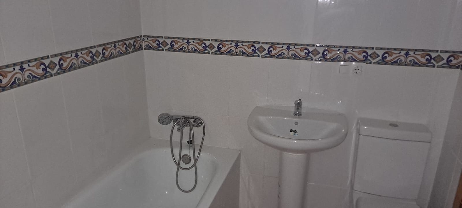 3 bedroom Villa for sale in Alozaina - € 120,000 (Ref: 9702123)