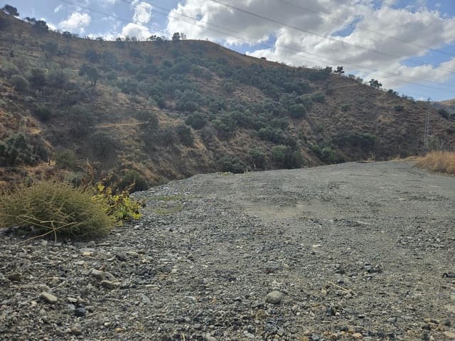 Landgrundstück zu verkaufen in Casarabonela - 55.000 € (Ref: 9702124)