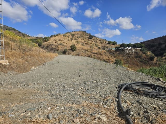 Mark till salu i Casarabonela - 55 000 € (Ref: 9702124)