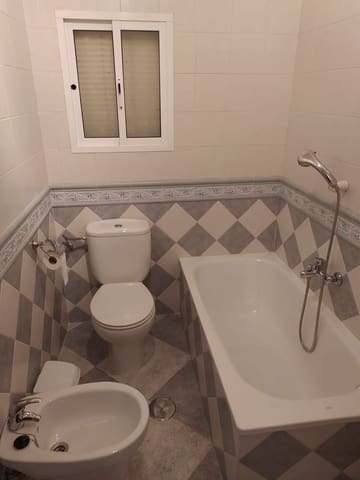 5 Zimmer Villa zu verkaufen in Casarabonela - 210.000 € (Ref: 9702125)