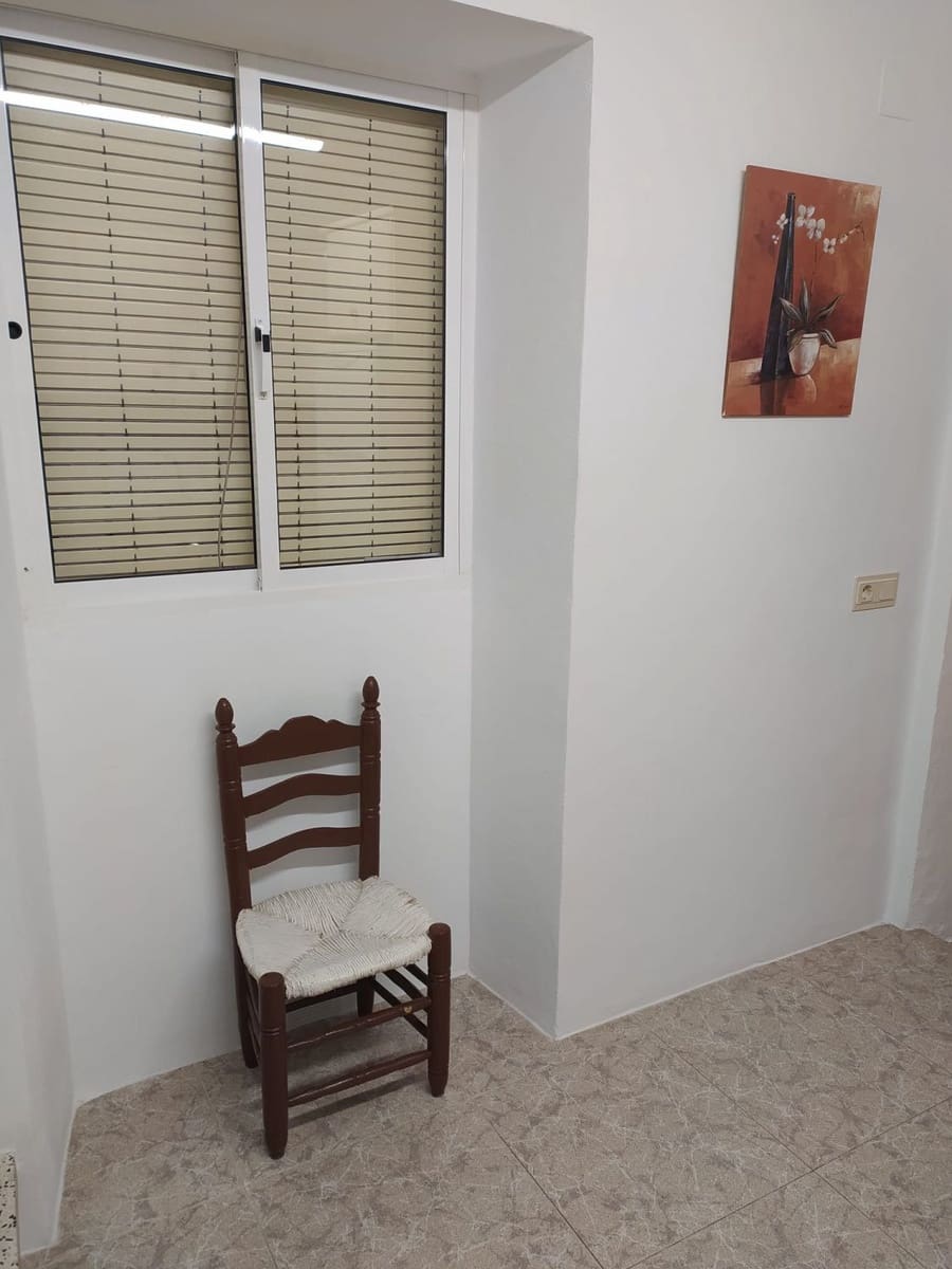 5 bedroom Villa for sale in Casarabonela - € 210,000 (Ref: 9702125)