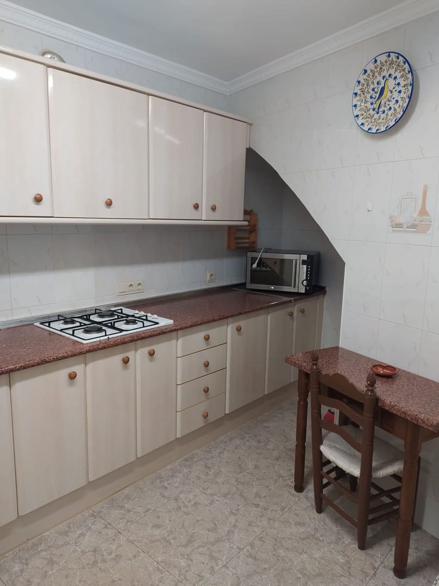 5 bedroom Villa for sale in Casarabonela - € 210,000 (Ref: 9702125)