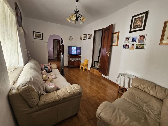 5 makuuhuone Huvila myytävänä paikassa Casarabonela - 199 000 € (Ref: 9702125)