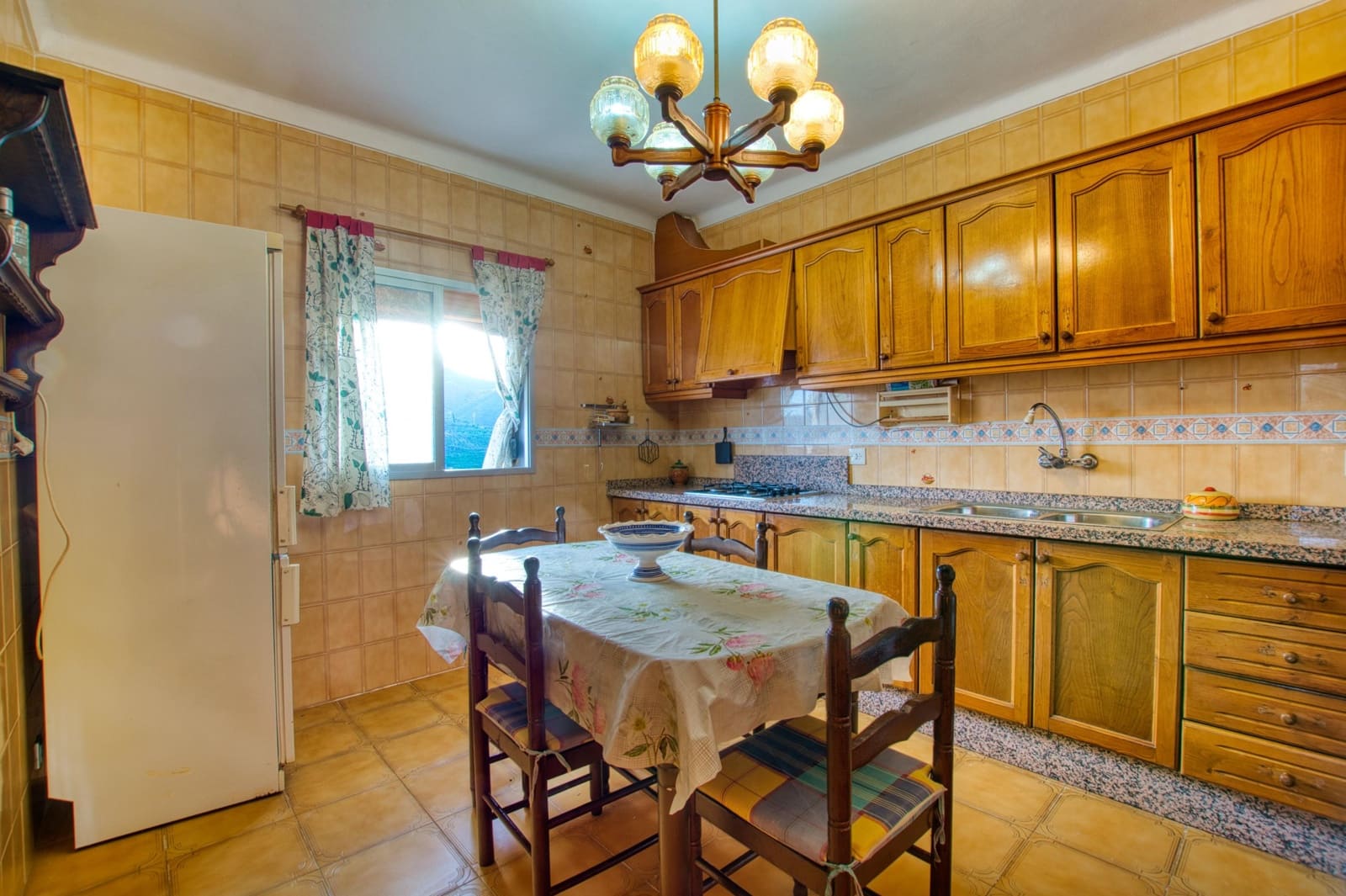 3 soveværelse Rækkehus til salg i Oropesa  - € 150.000 (Ref: 9702126)