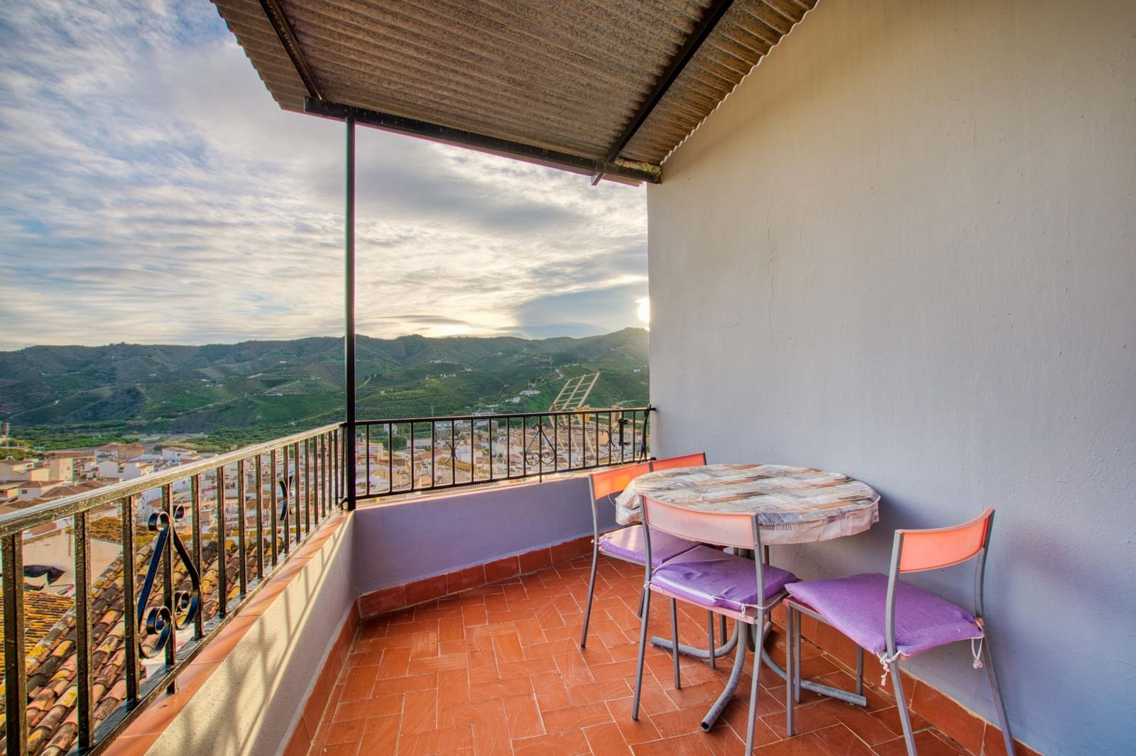 3 soveværelse Rækkehus til salg i Oropesa  - € 150.000 (Ref: 9702126)