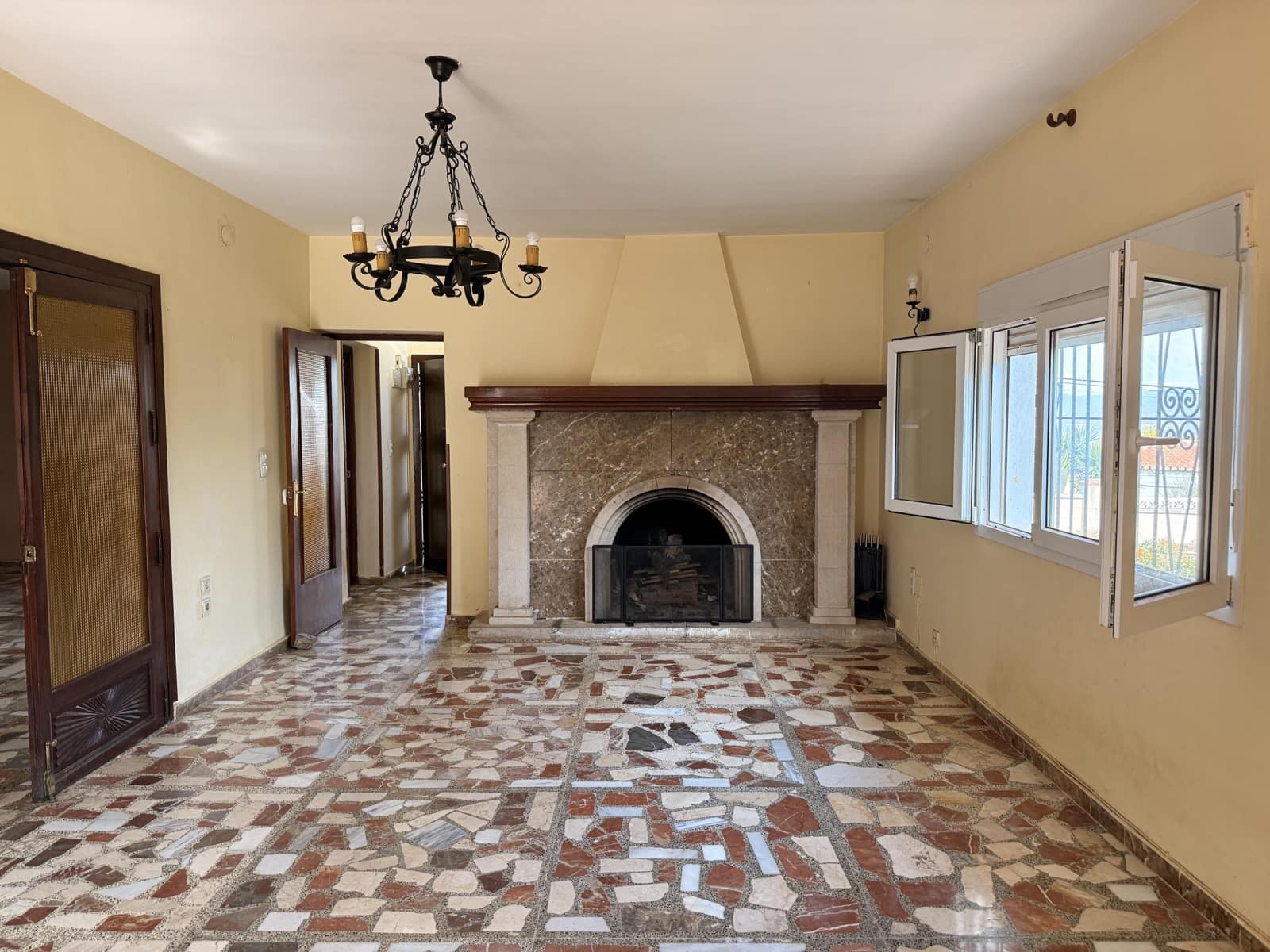 4 sypialnia Willa na sprzedaż w Alhaurin de la Torre z basenem - 695 000 € (Ref: 9720212)