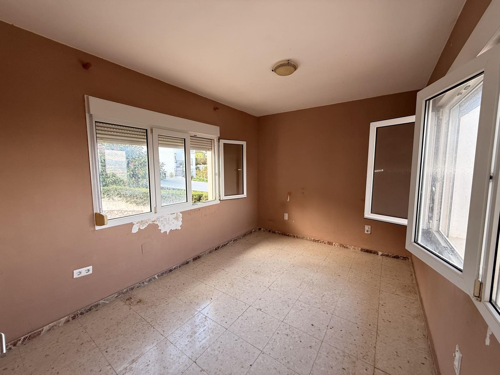 4 sypialnia Willa na sprzedaż w Alhaurin de la Torre z basenem - 695 000 € (Ref: 9720212)