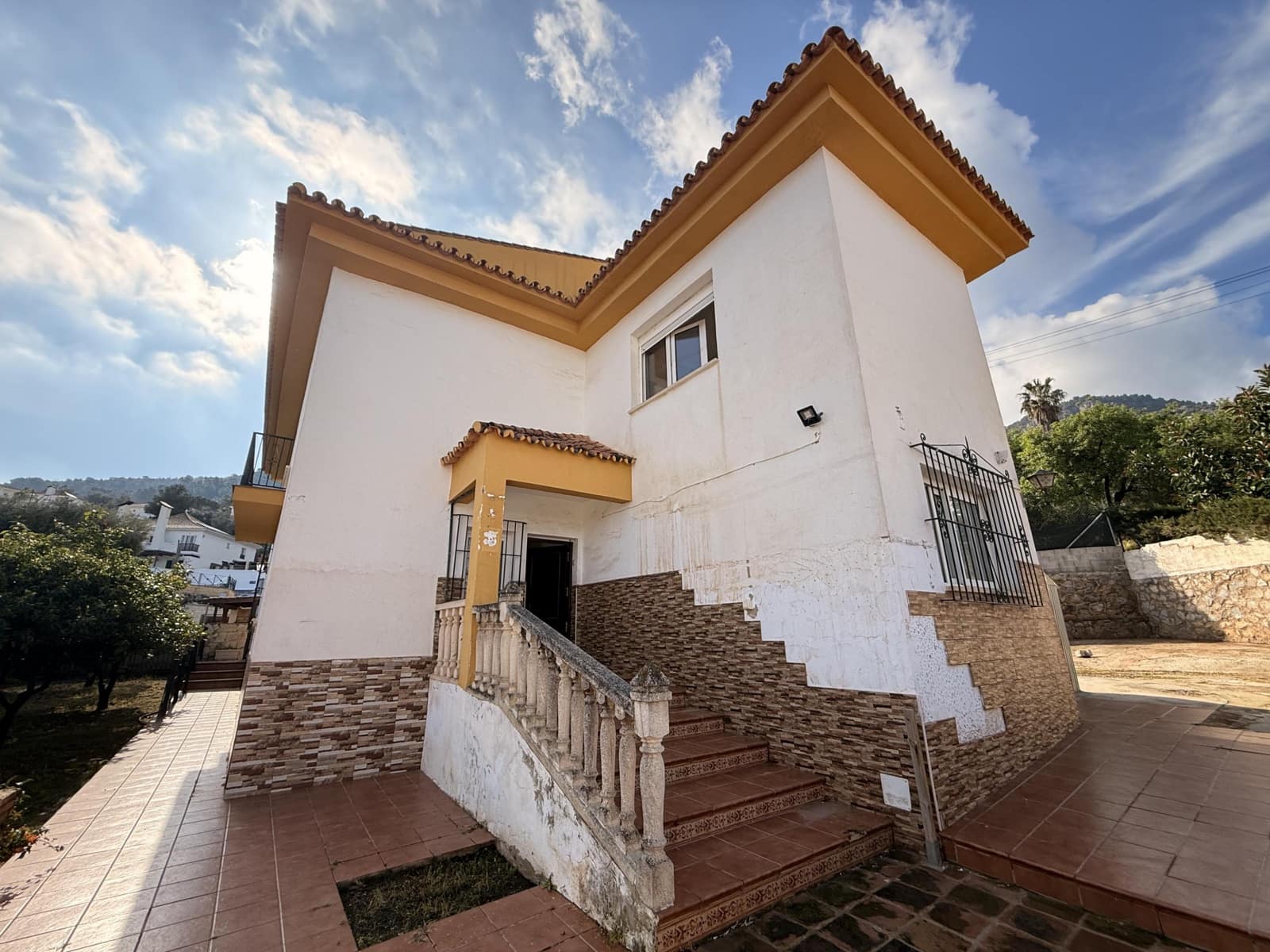 4 sypialnia Willa na sprzedaż w Alhaurin de la Torre z basenem - 695 000 € (Ref: 9720212)