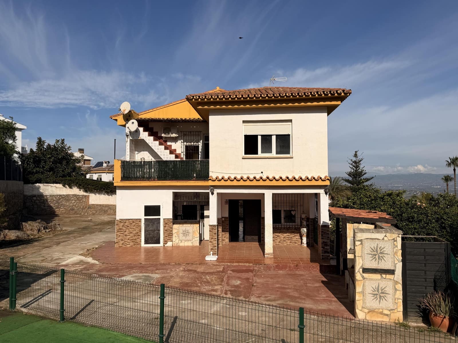 4 sypialnia Willa na sprzedaż w Alhaurin de la Torre z basenem - 695 000 € (Ref: 9720212)