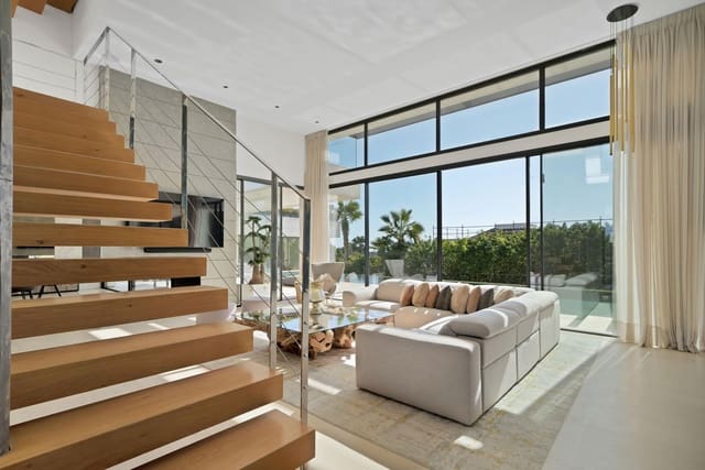 Villa/Maison de 6 chambres à louer à Marbella avec piscine - 35 000 € (Ref: 9720213)