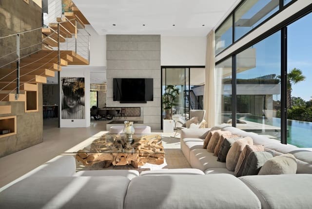 Villa/Maison de 6 chambres à louer à Marbella avec piscine - 35 000 € (Ref: 9720213)